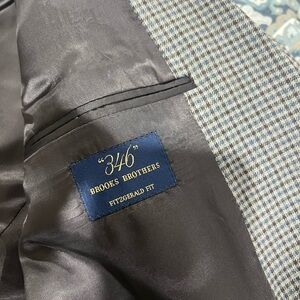 Brooks Brothers Navy and Gray Patterned Blazer